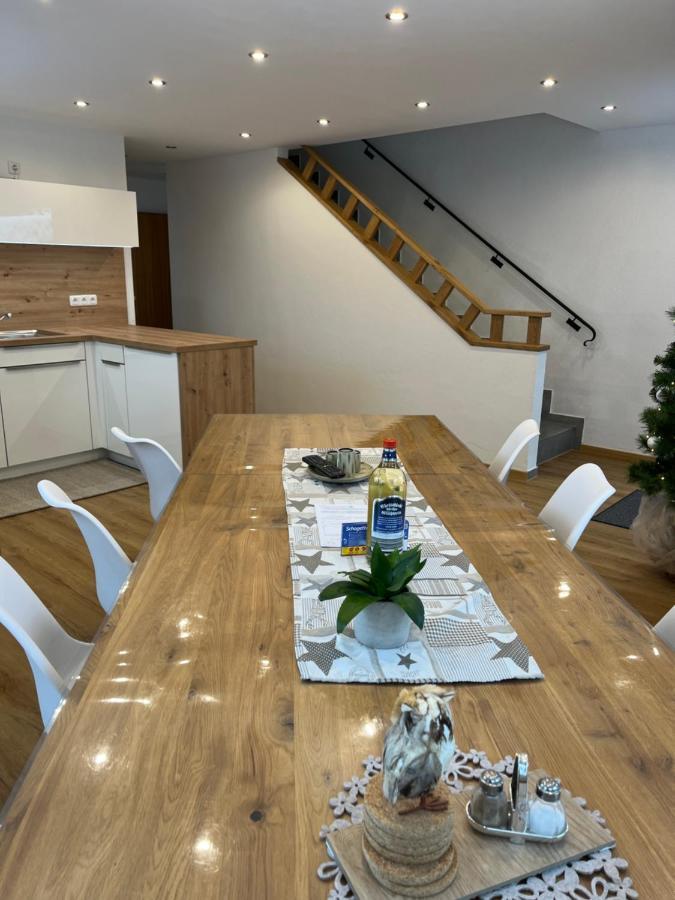 Maisonette Apartment Dhh Zugspitzblick Mit Eigenem Garten Garmisch-Partenkirchen Exteriör bild